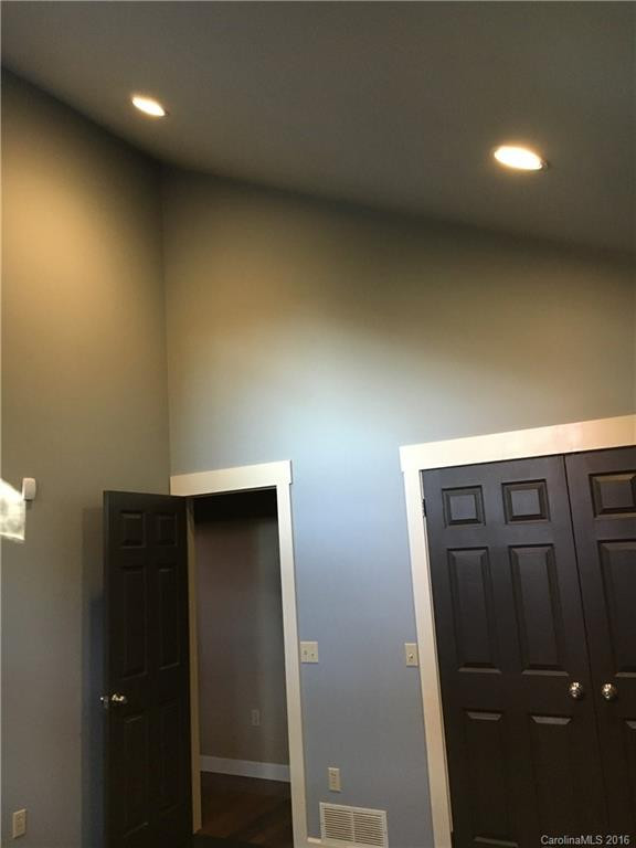29 Glen Cove Drive - Photo 18