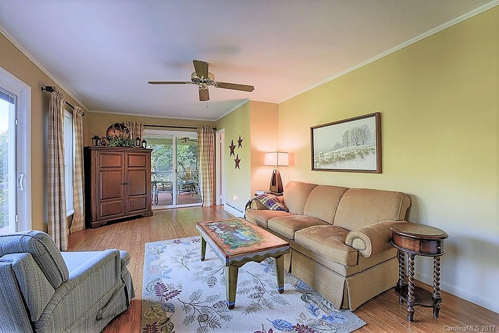 285 Country Club Drive - Photo 17