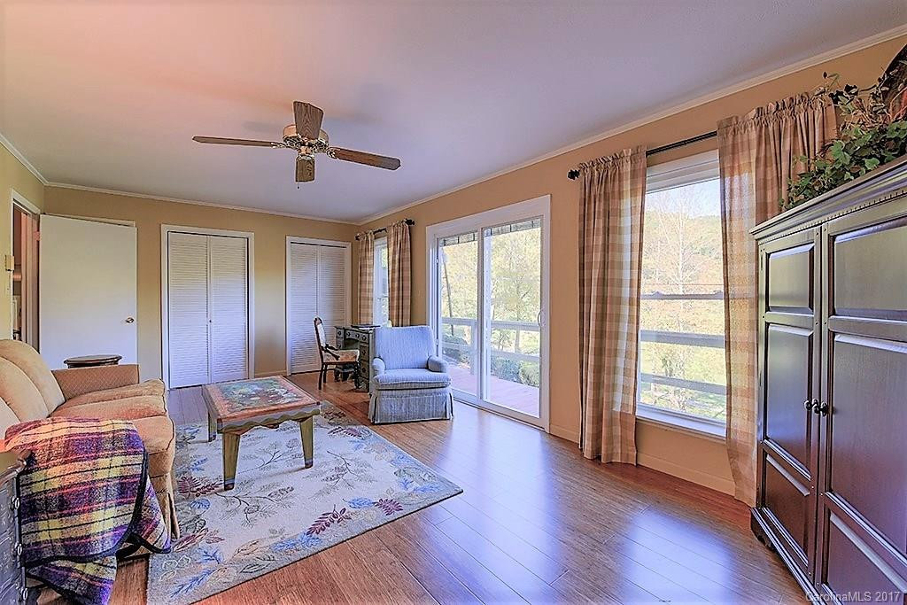 285 Country Club Drive - Photo 18