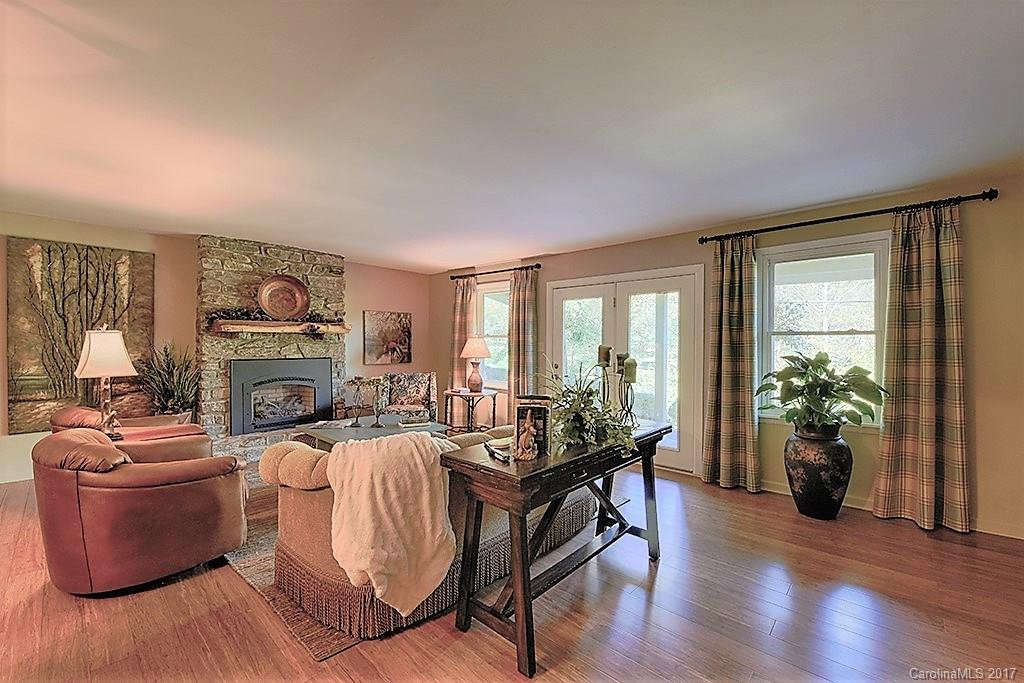 285 Country Club Drive - Photo 9