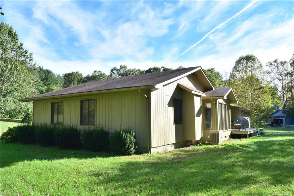 6 Briarwood Lane - Photo 13