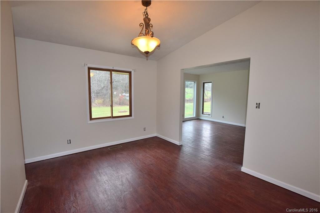 6 Briarwood Lane - Photo 5