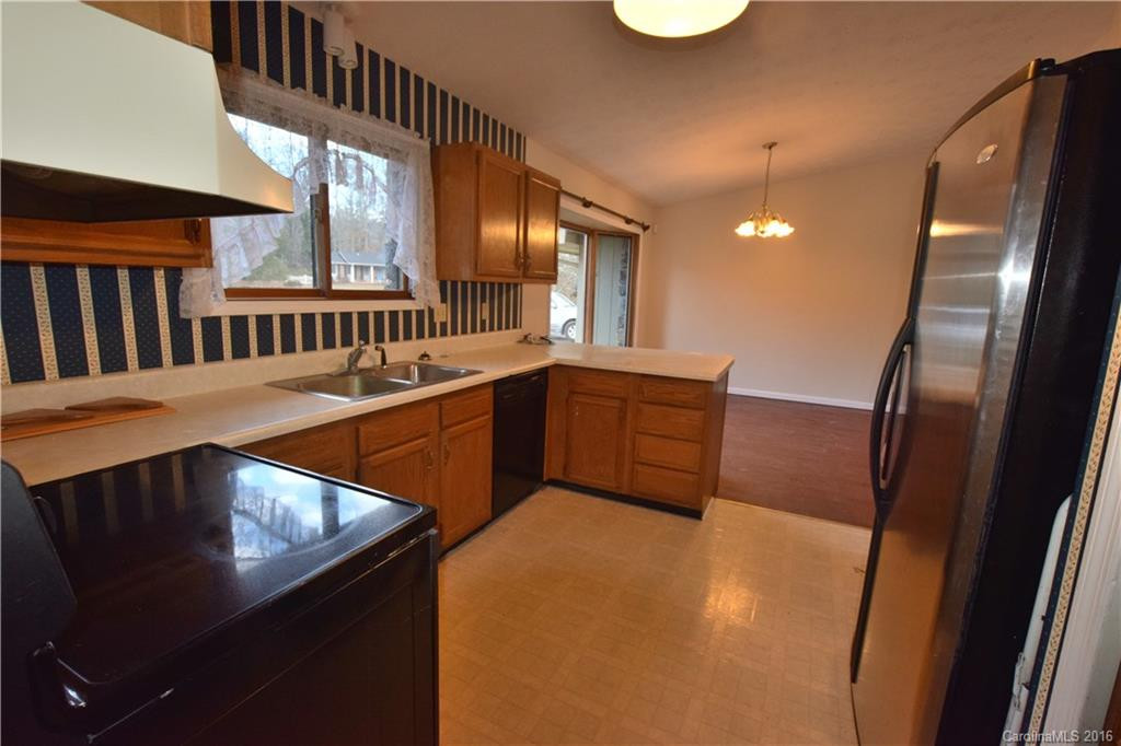 6 Briarwood Lane - Photo 7