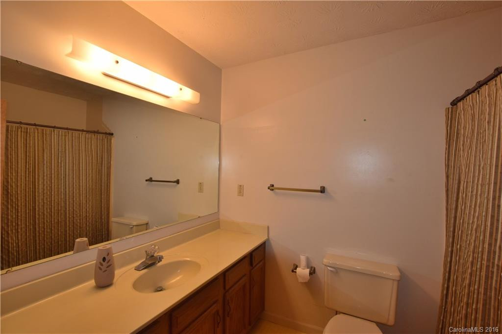 6 Briarwood Lane - Photo 8