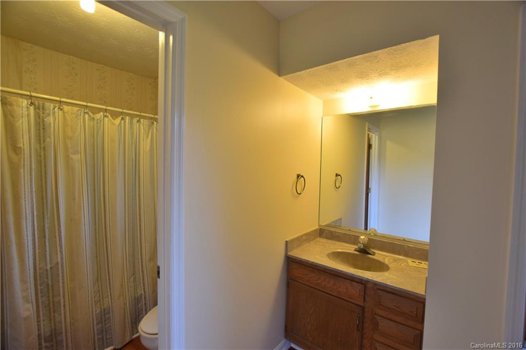 6 Briarwood Lane - Photo 10