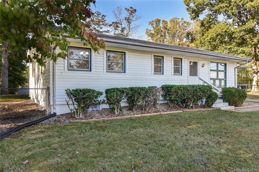 37 Hartshorn Drive - Photo 2