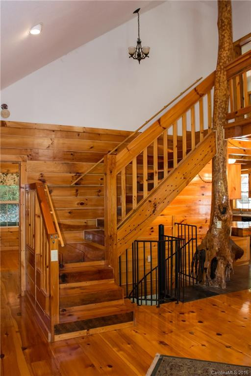 225 Ayers Mountain Road - Photo 7