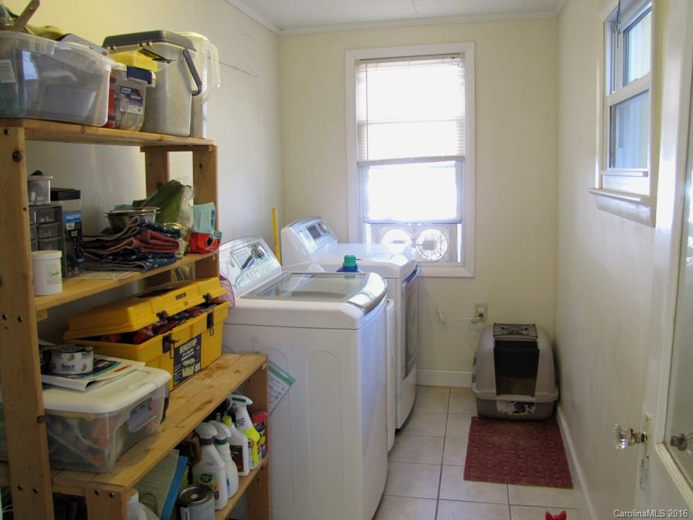 2600 Haywood Road - Photo 12