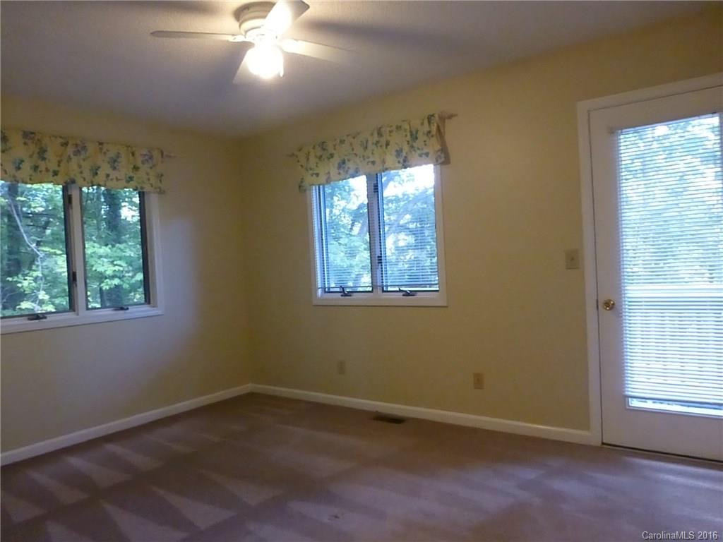 234 Stonebrook Drive - Photo 12