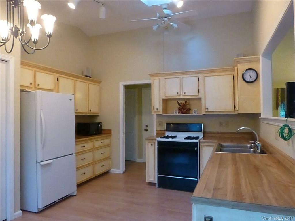 234 Stonebrook Drive - Photo 6
