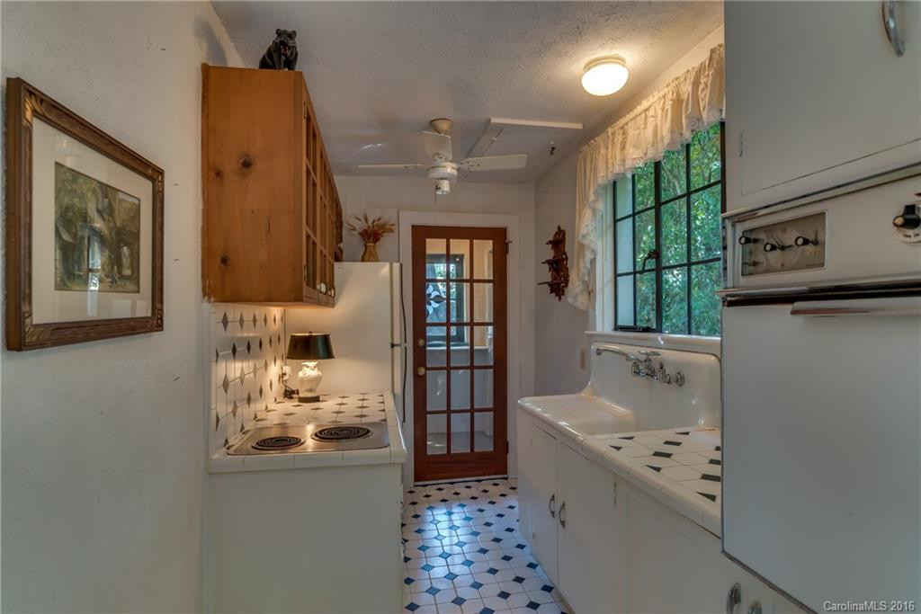 21 Melrose Circle - Photo 4