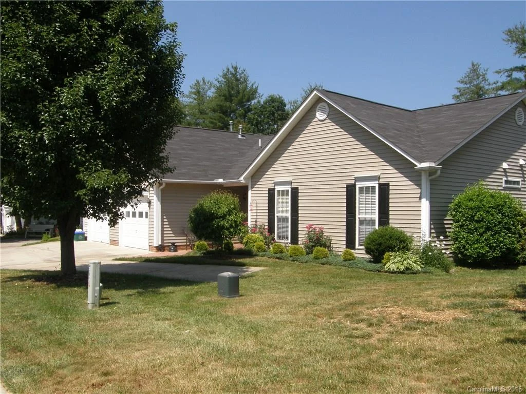 16 Red Barn Lane ##16