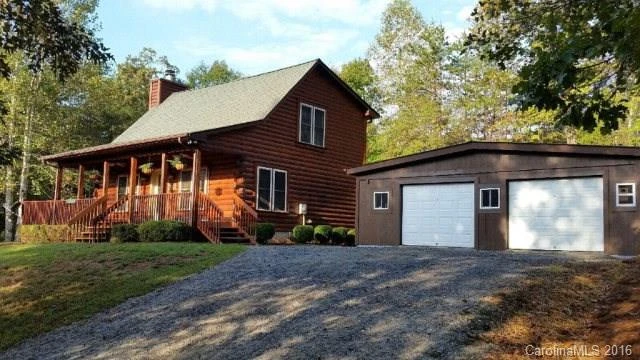 582 Cascade Parkway