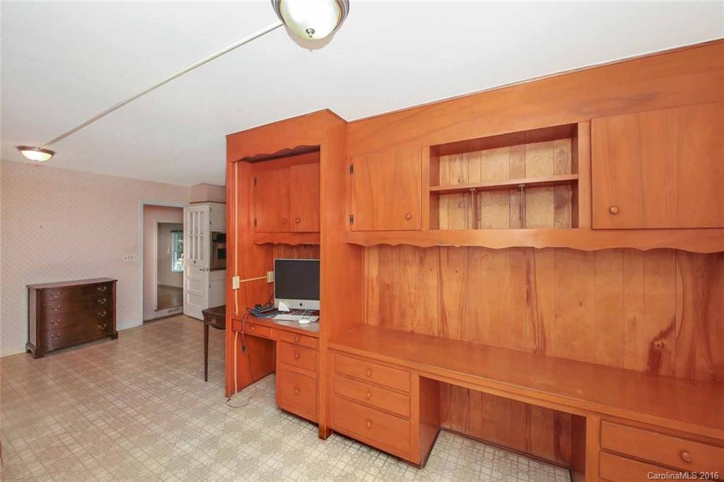 1212 Chanteloup Drive - Photo 9
