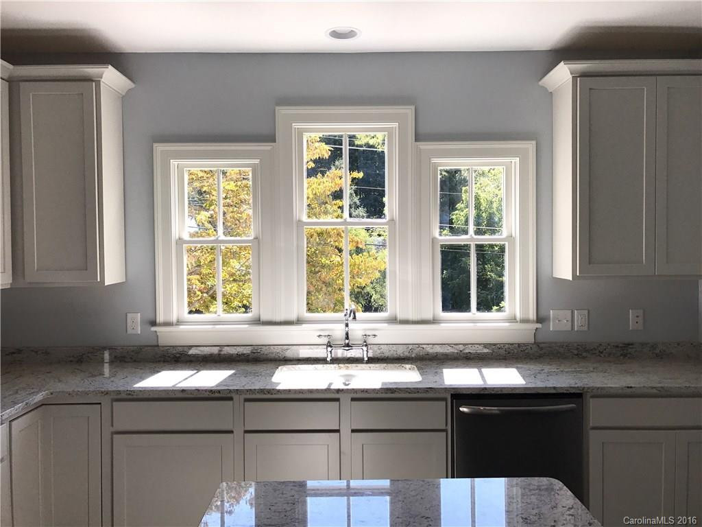 657 East Street - Photo 4