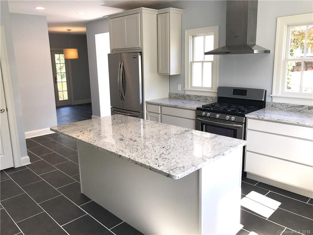 657 East Street - Photo 5