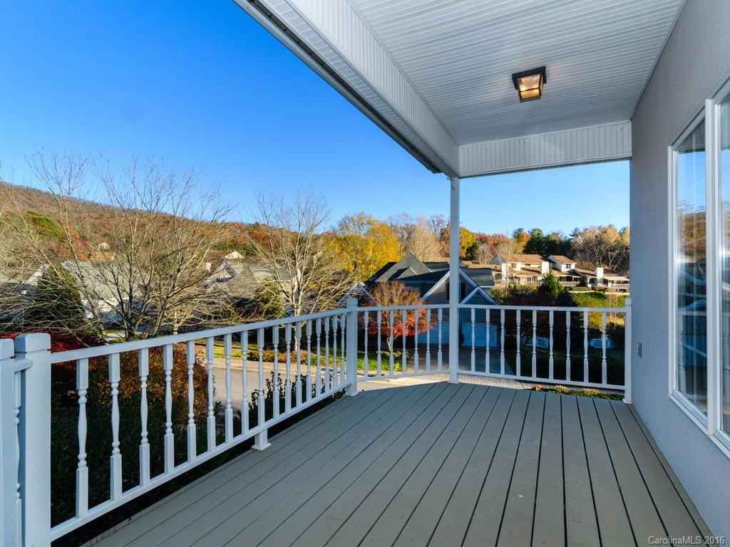 10 Tiverton Lane #27 - Photo 9
