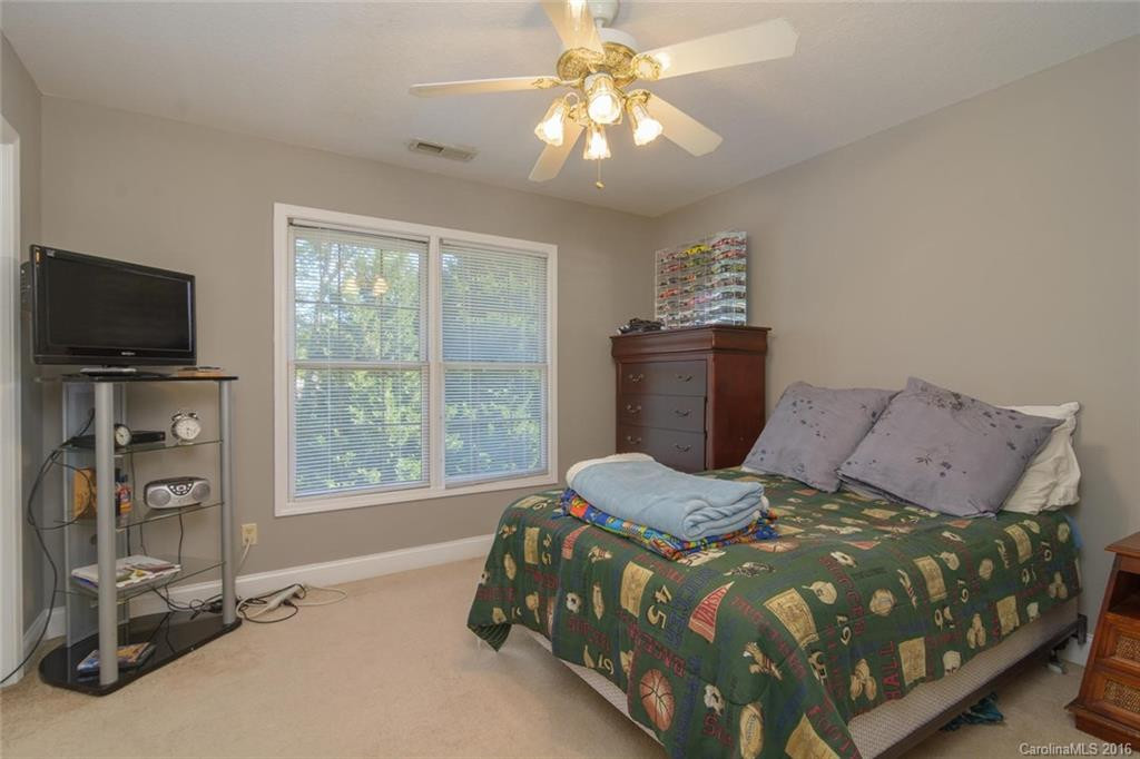 5 Knoll Drive - Photo 18