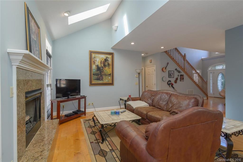 5 Knoll Drive - Photo 6