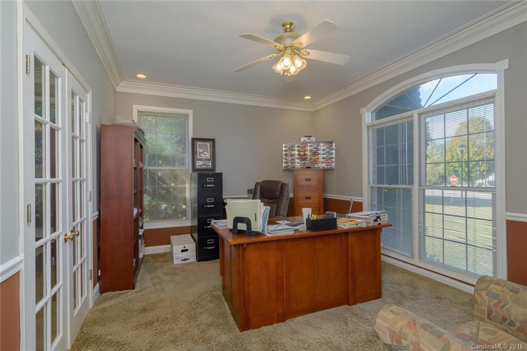 5 Knoll Drive - Photo 10
