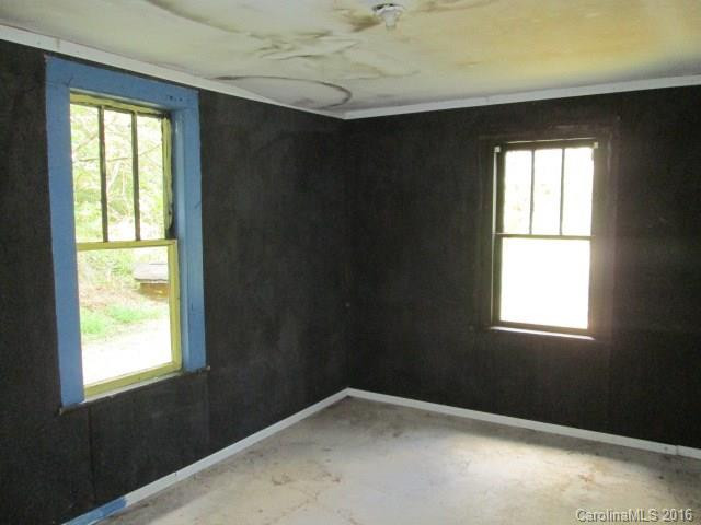 807 Crawford Road - Photo 13