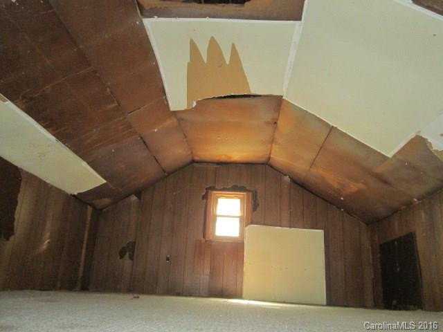 807 Crawford Road - Photo 15