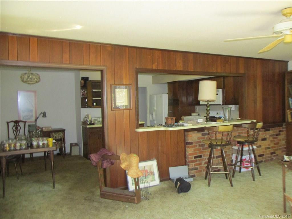 1807 Country Club Road - Photo 3