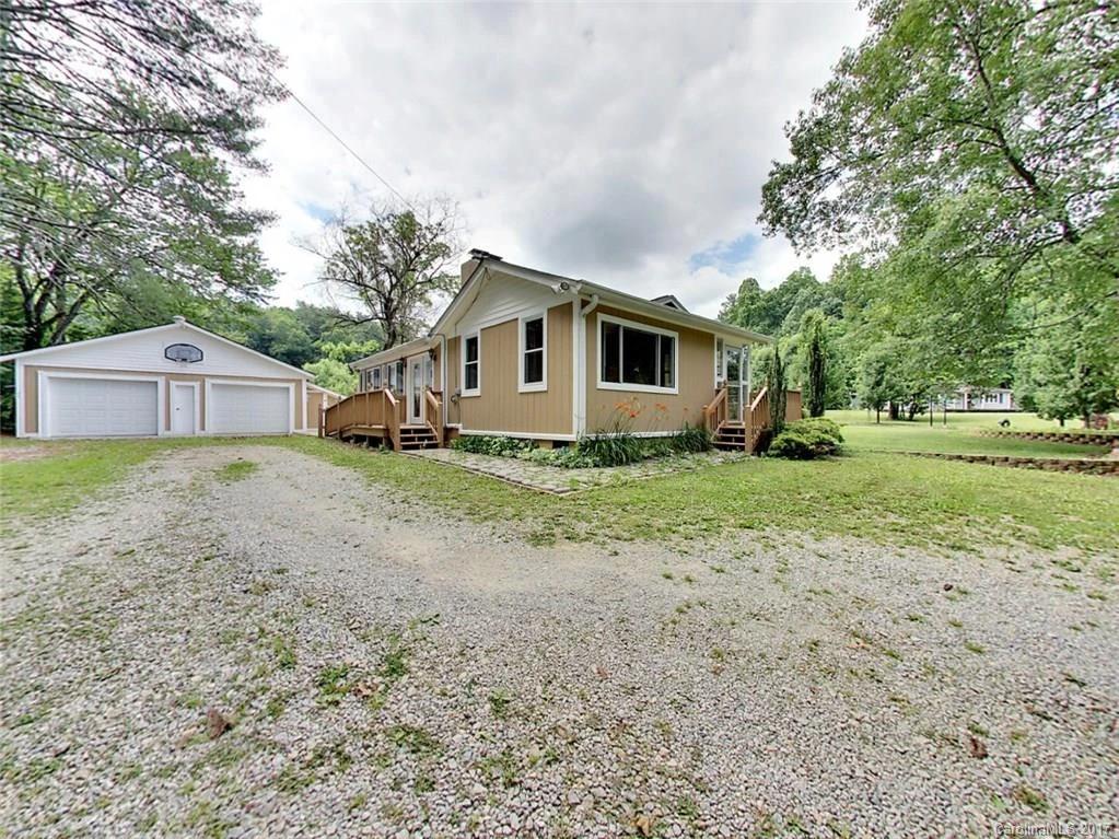 3019 Willow Road