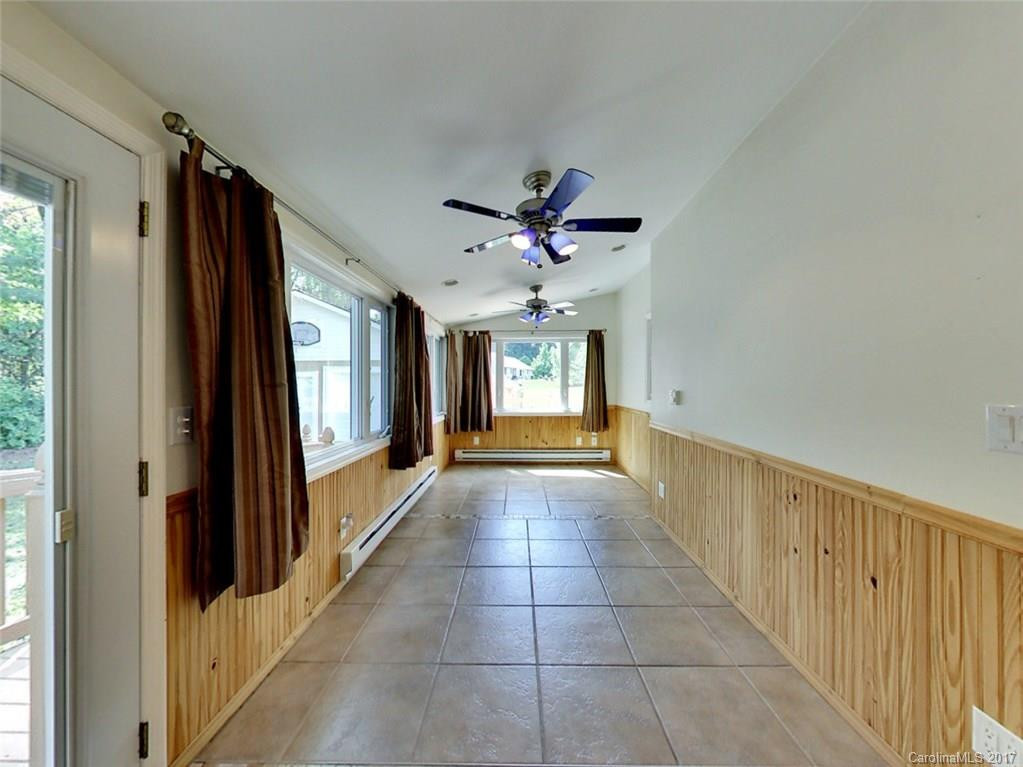 3019 Willow Road - Photo 9