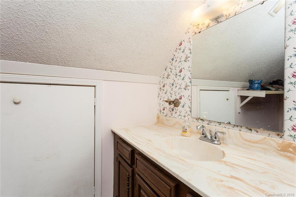 13 Oak Leaf Drive - Photo 13