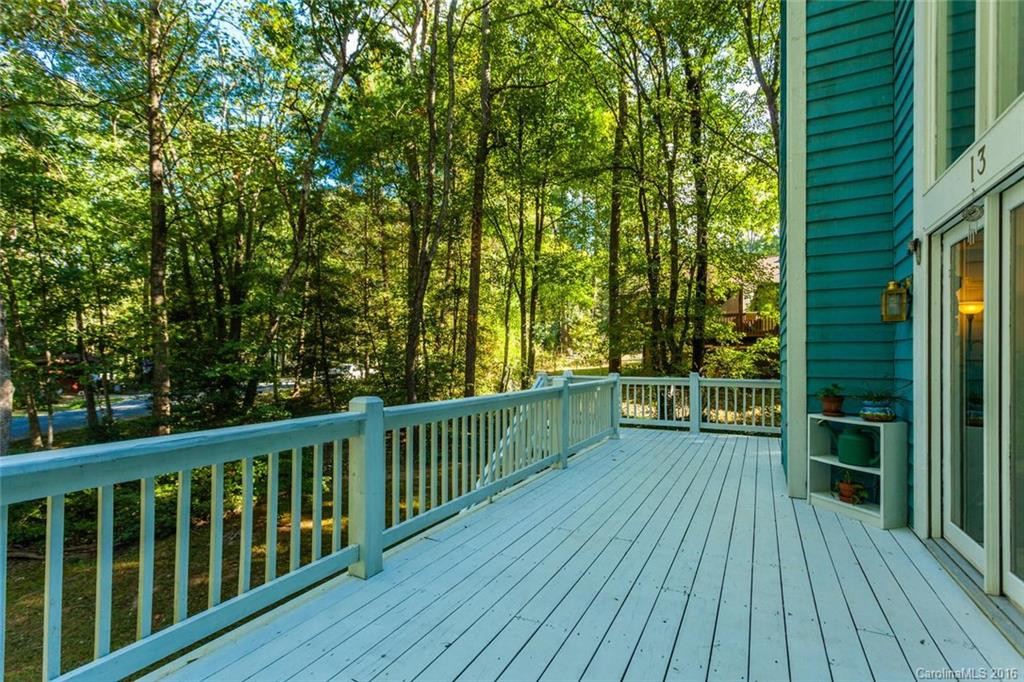 13 Oak Leaf Drive - Photo 5