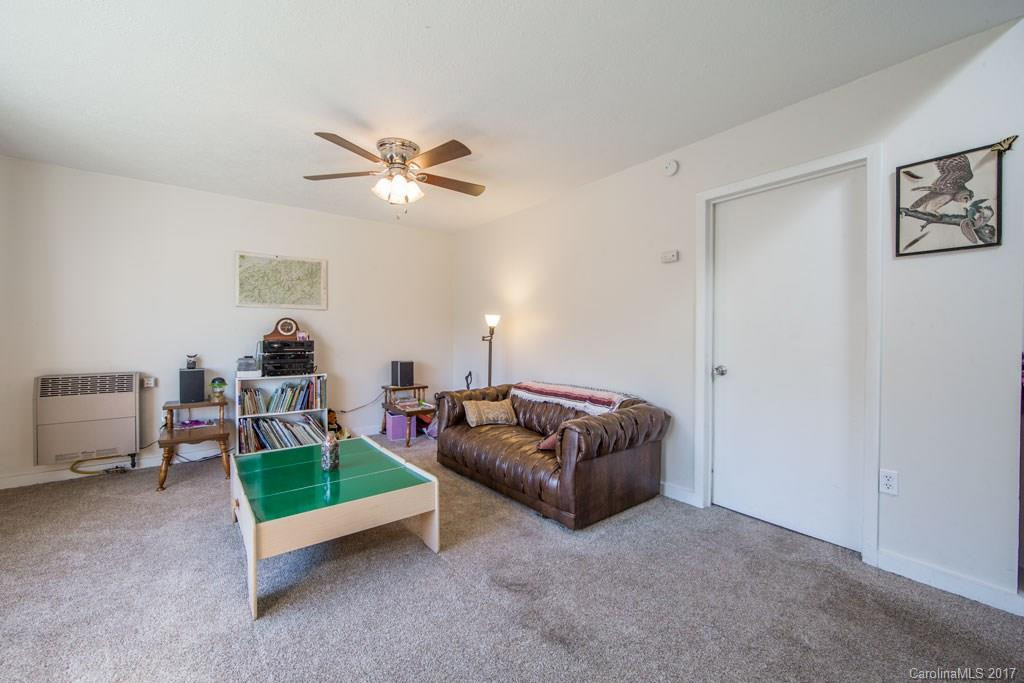 3003 New Leicester Highway - Photo 3
