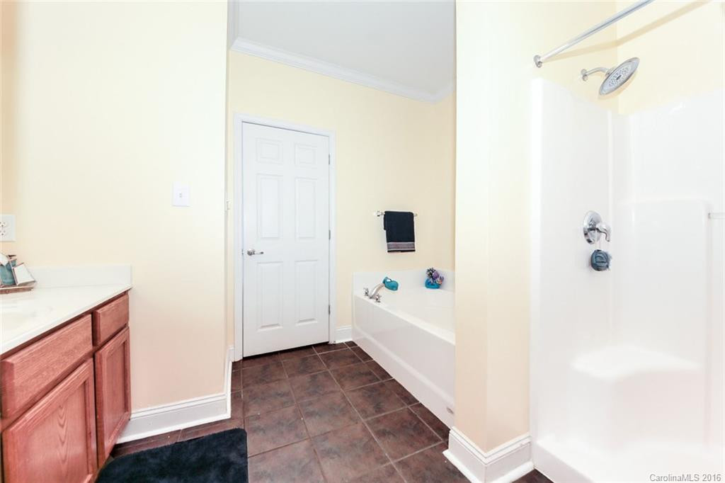 206 Kimzey Road - Photo 15