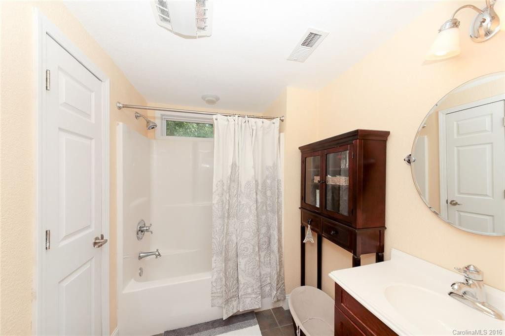 206 Kimzey Road - Photo 17