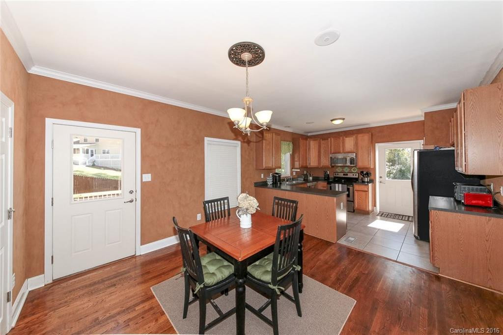 206 Kimzey Road - Photo 9