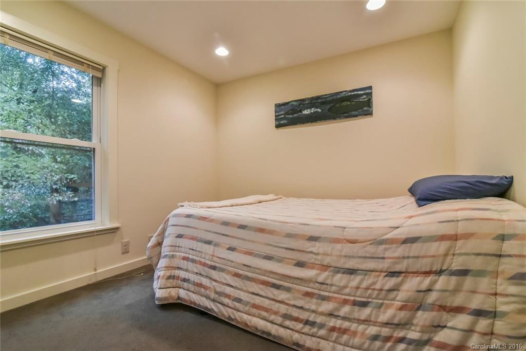 701 Azalea Avenue - Photo 12