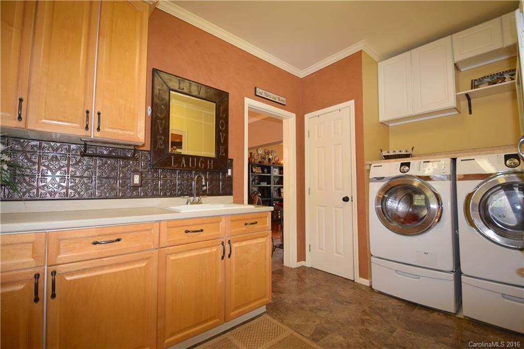 516 Roy Forrester Road - Photo 18