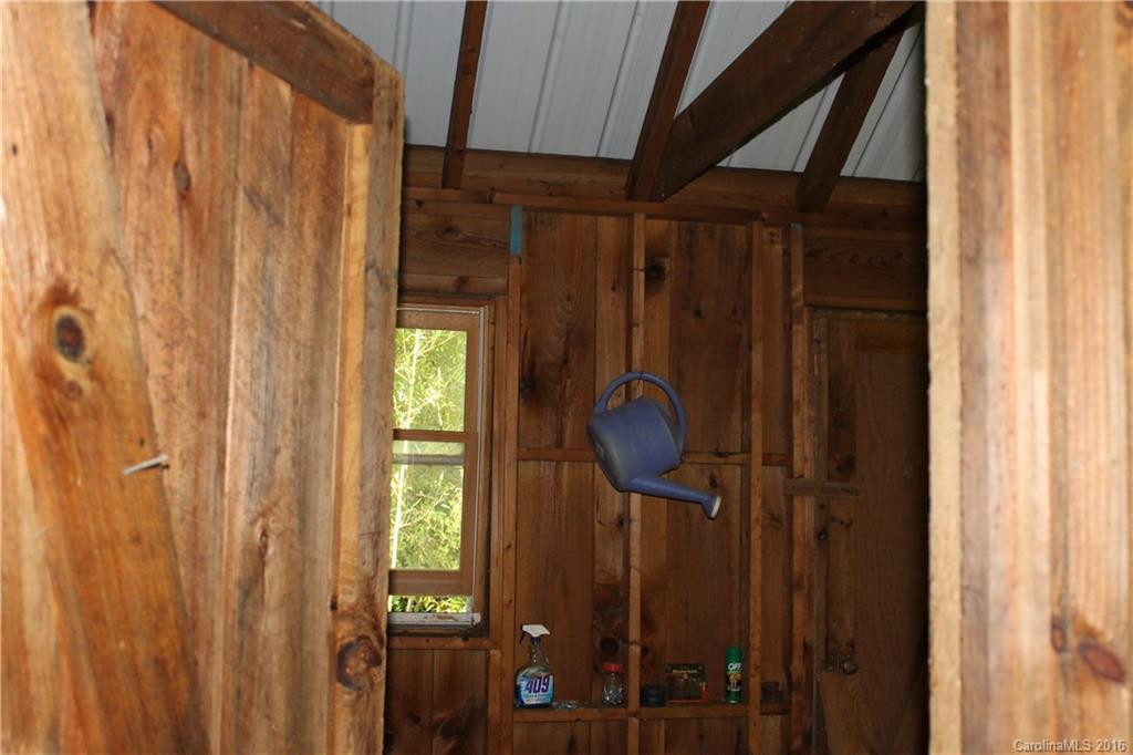 543 Sweetwater Lane - Photo 15