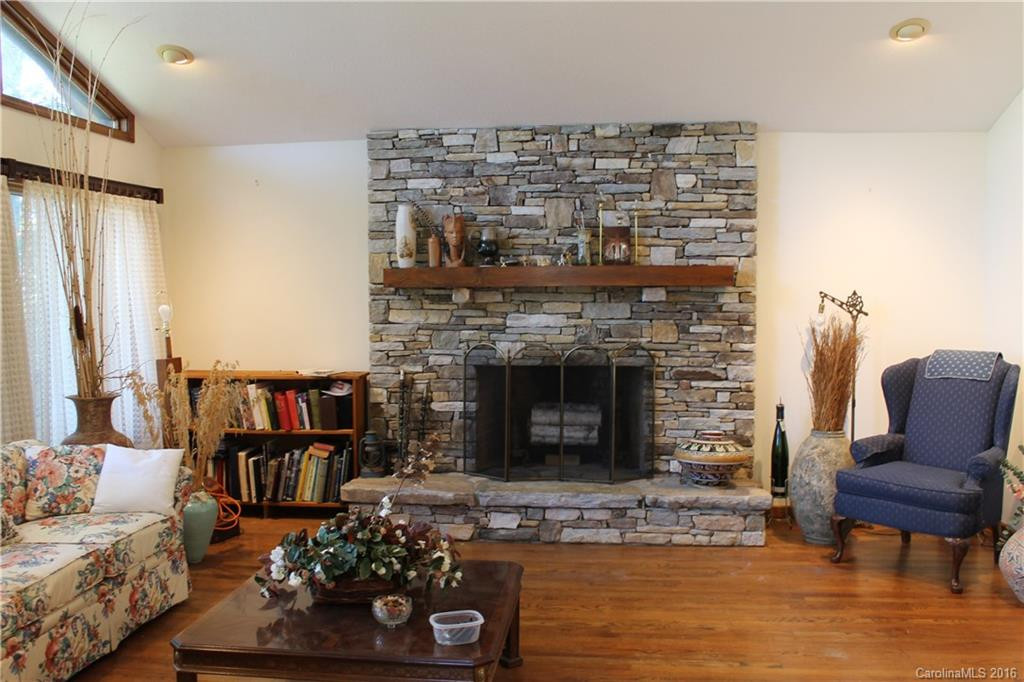543 Sweetwater Lane - Photo 7