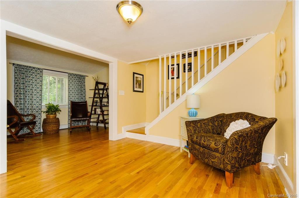 109 Reger Avenue - Photo 8