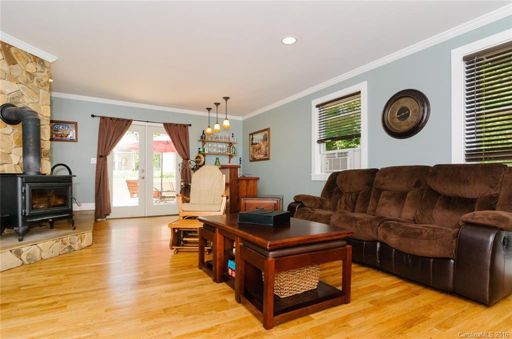 109 Reger Avenue - Photo 9