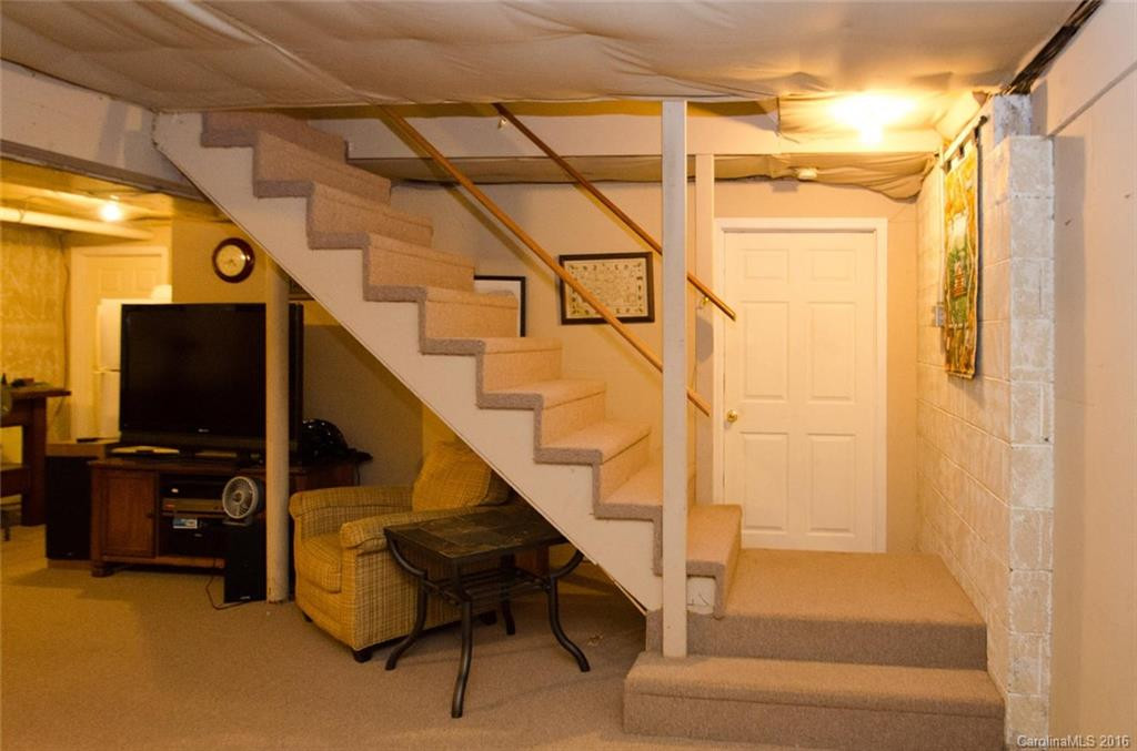 12 Sabrina Drive - Photo 18