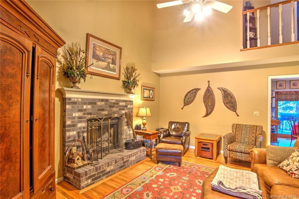 12 Sabrina Drive - Photo 4