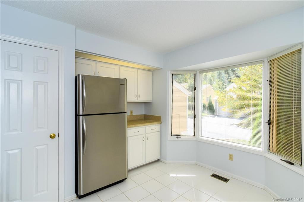 121 Beaver Ridge Road #121 - Photo 12