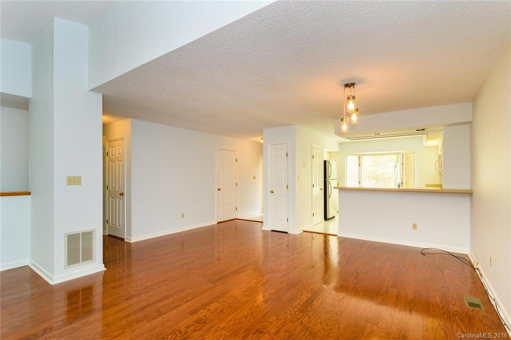 121 Beaver Ridge Road #121 - Photo 7