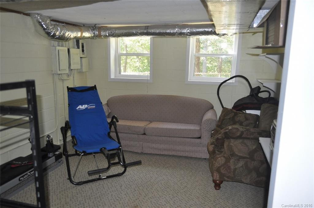 170 Pinoak Drive - Photo 14
