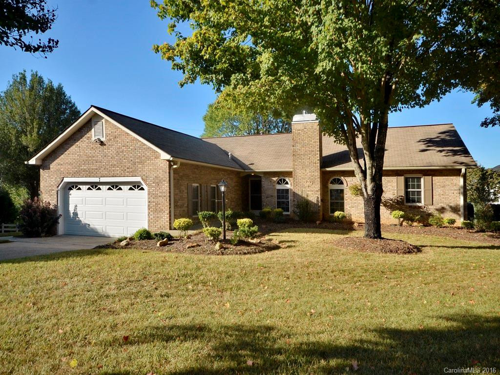 7 Creekside Court