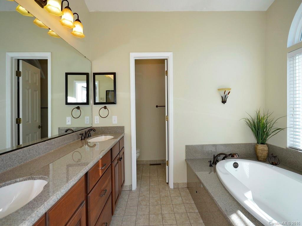 7 Creekside Court - Photo 12