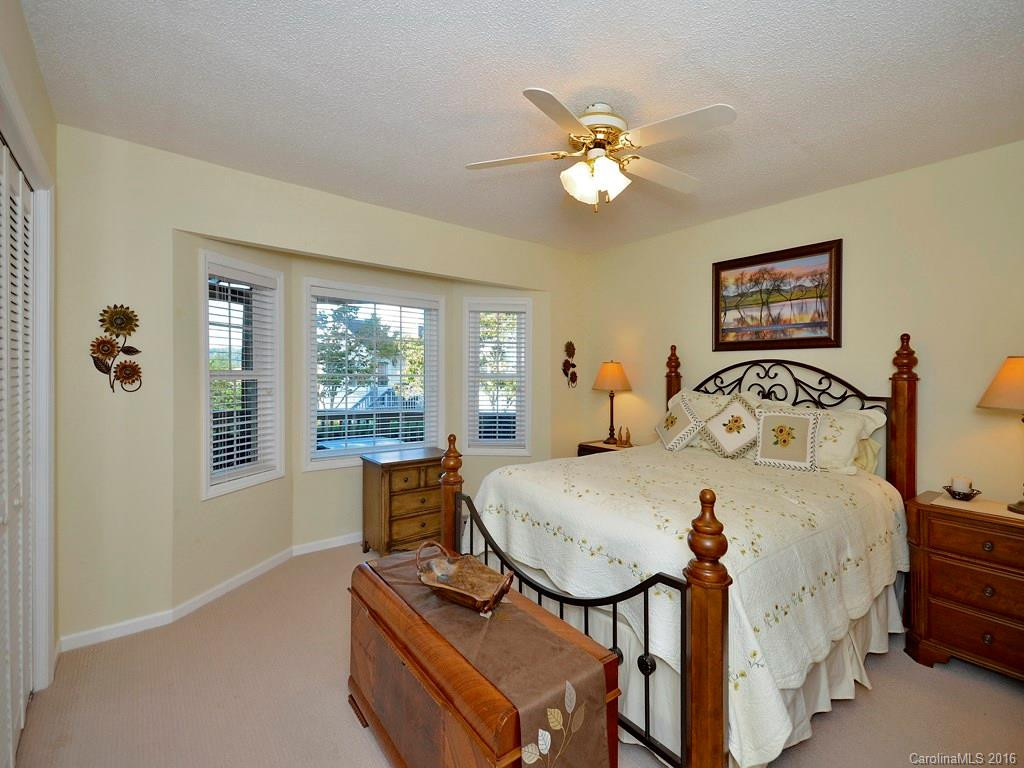 7 Creekside Court - Photo 13