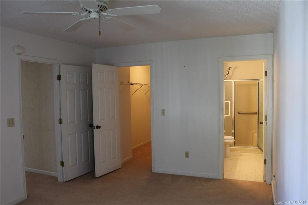 571 Woodfield Lane - Photo 9